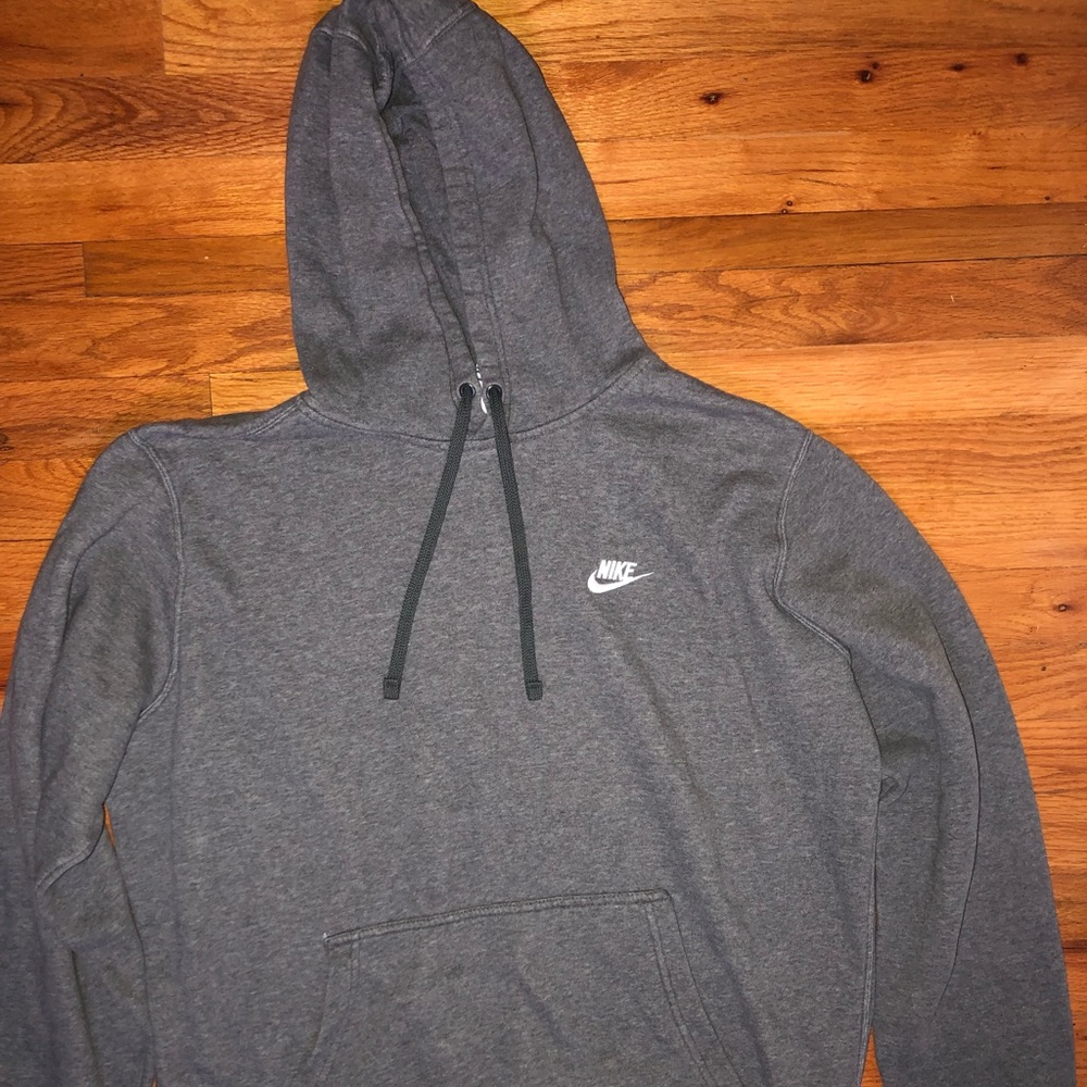 Nike men’s hoodie